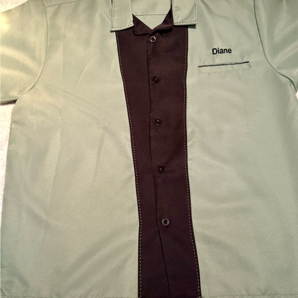 Vtg Custom Personalized Hilton Green Bowling Shirt Size L. Diane 6 Balls 2 Dolls